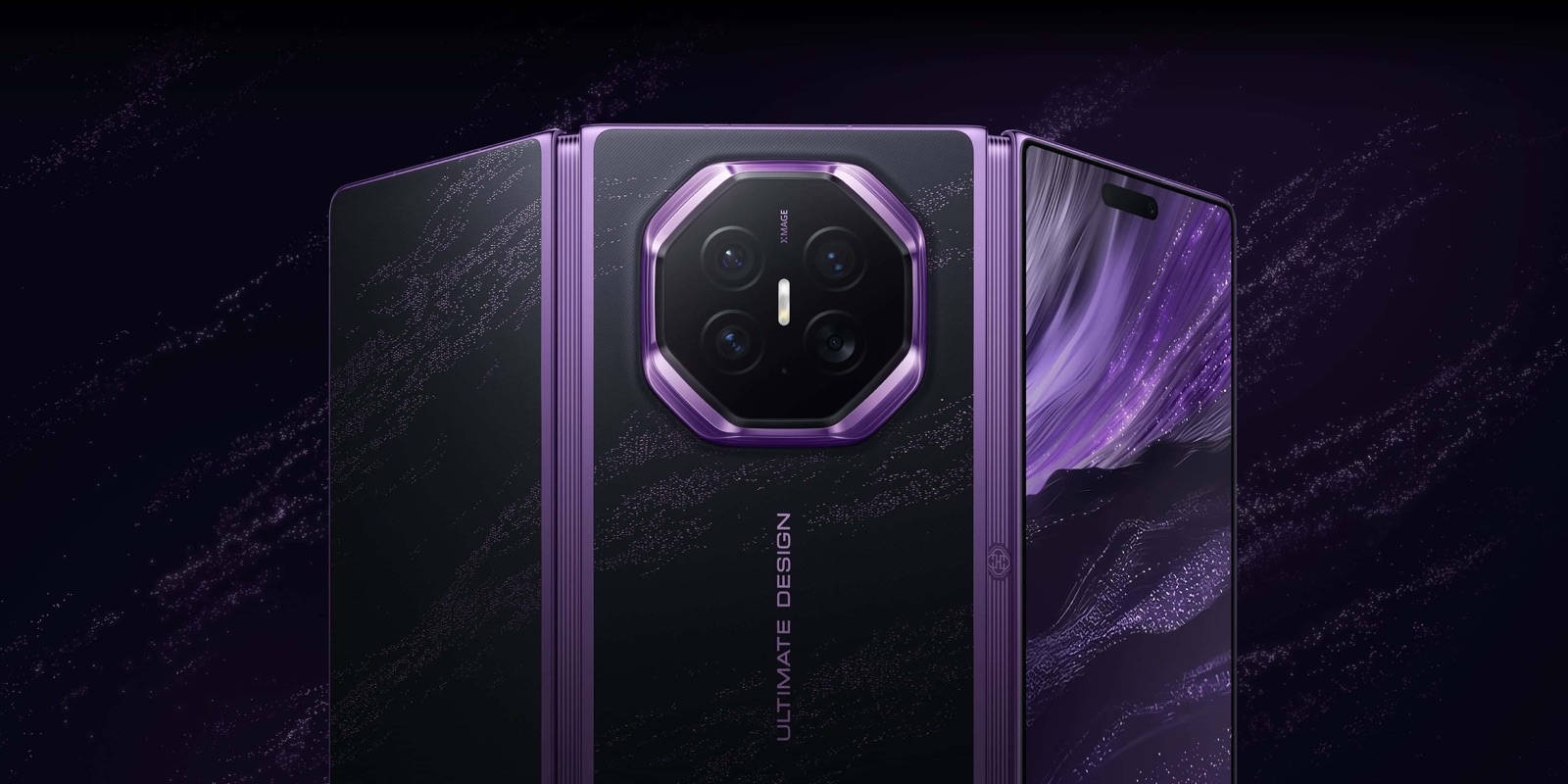Huawei Mate XT 2 violet vu de dos avec son module photo octogonal et son écran extérieur